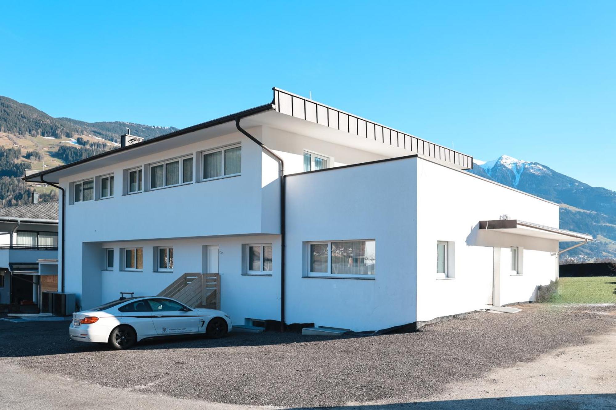 Alpenluxus Presents - Marias Zillertalblick With Roof Terrace, 3 Bedrooms & Parking Space Schlitters Exterior foto